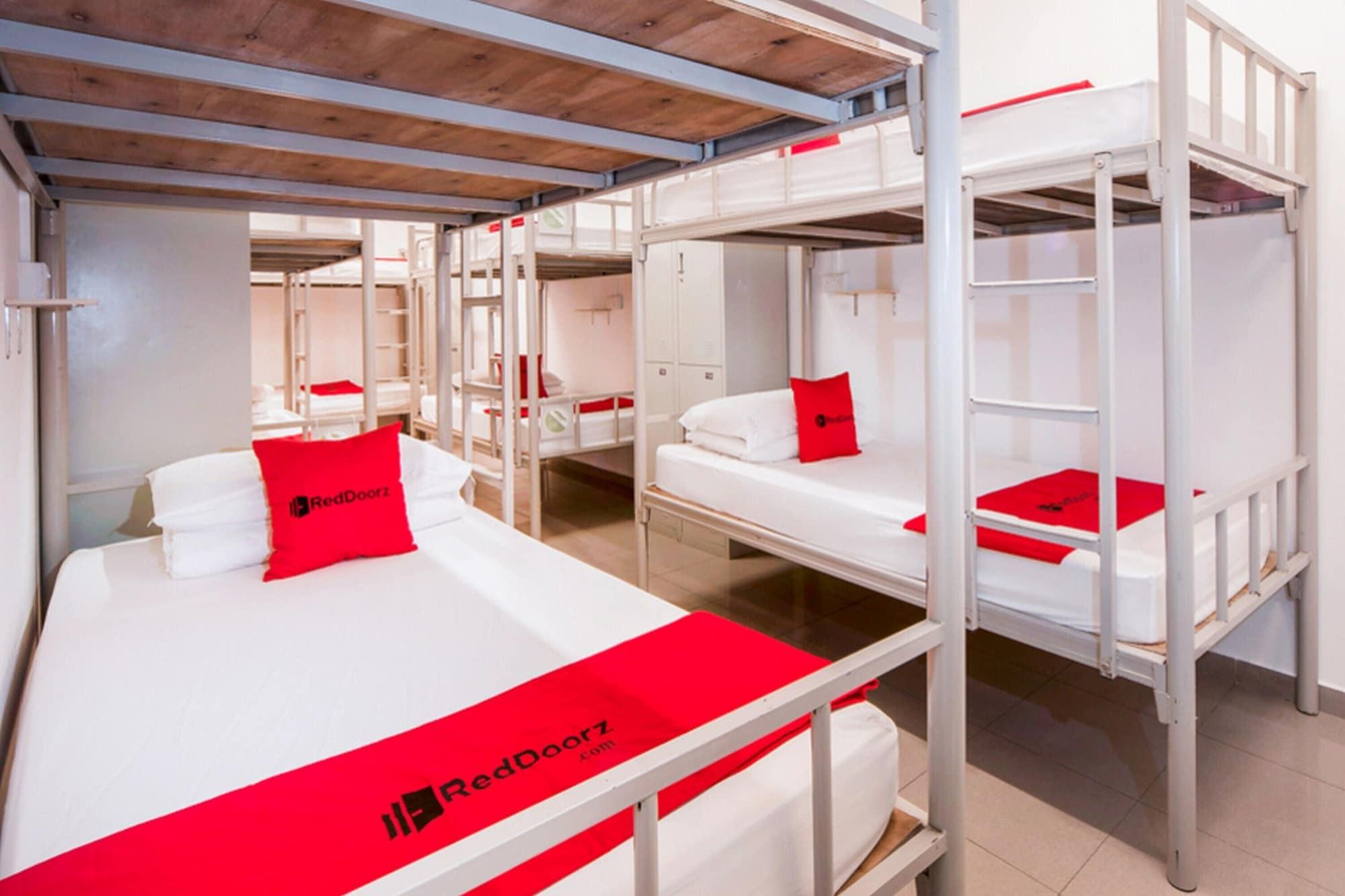 Reddoorz Hostel @ Kallang Mrt Singapore Exterior photo