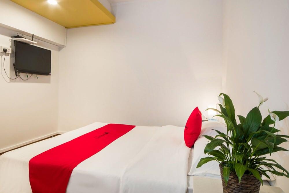 Reddoorz Hostel @ Kallang Mrt Singapore Exterior photo