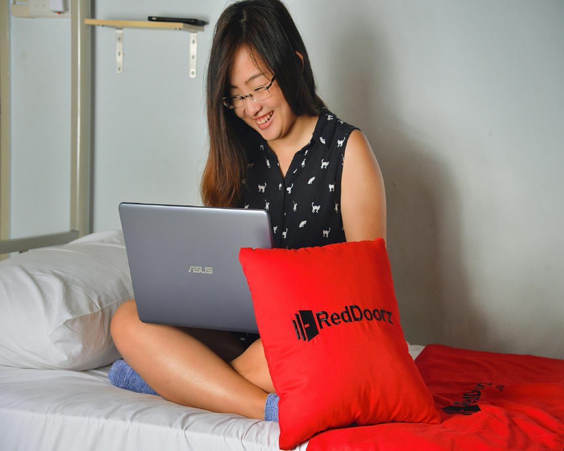 Reddoorz Hostel @ Kallang Mrt Singapore Exterior photo
