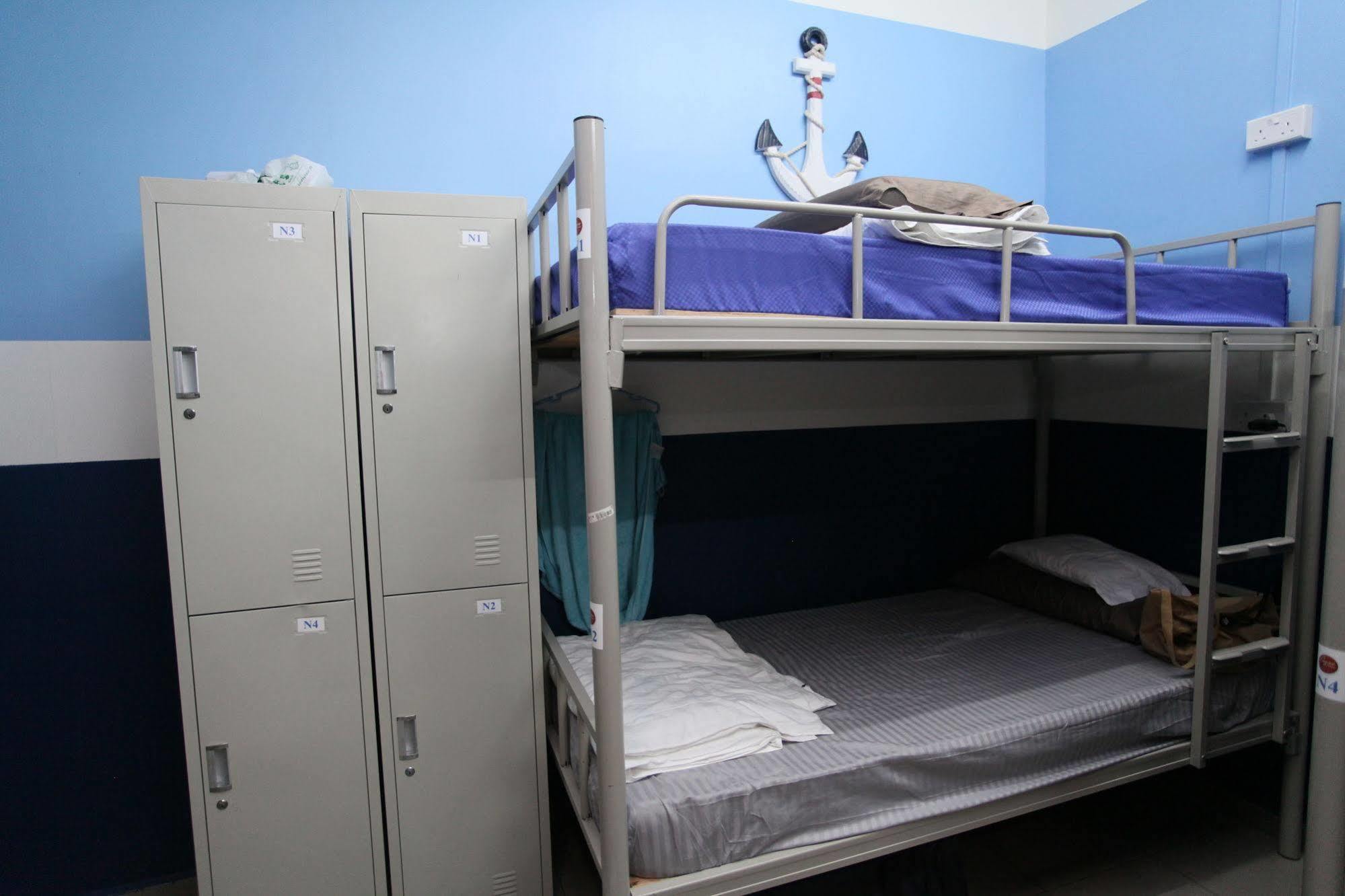 Reddoorz Hostel @ Kallang Mrt Singapore Exterior photo