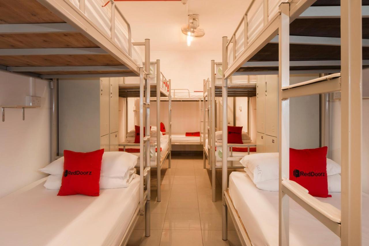 Reddoorz Hostel @ Kallang Mrt Singapore Exterior photo