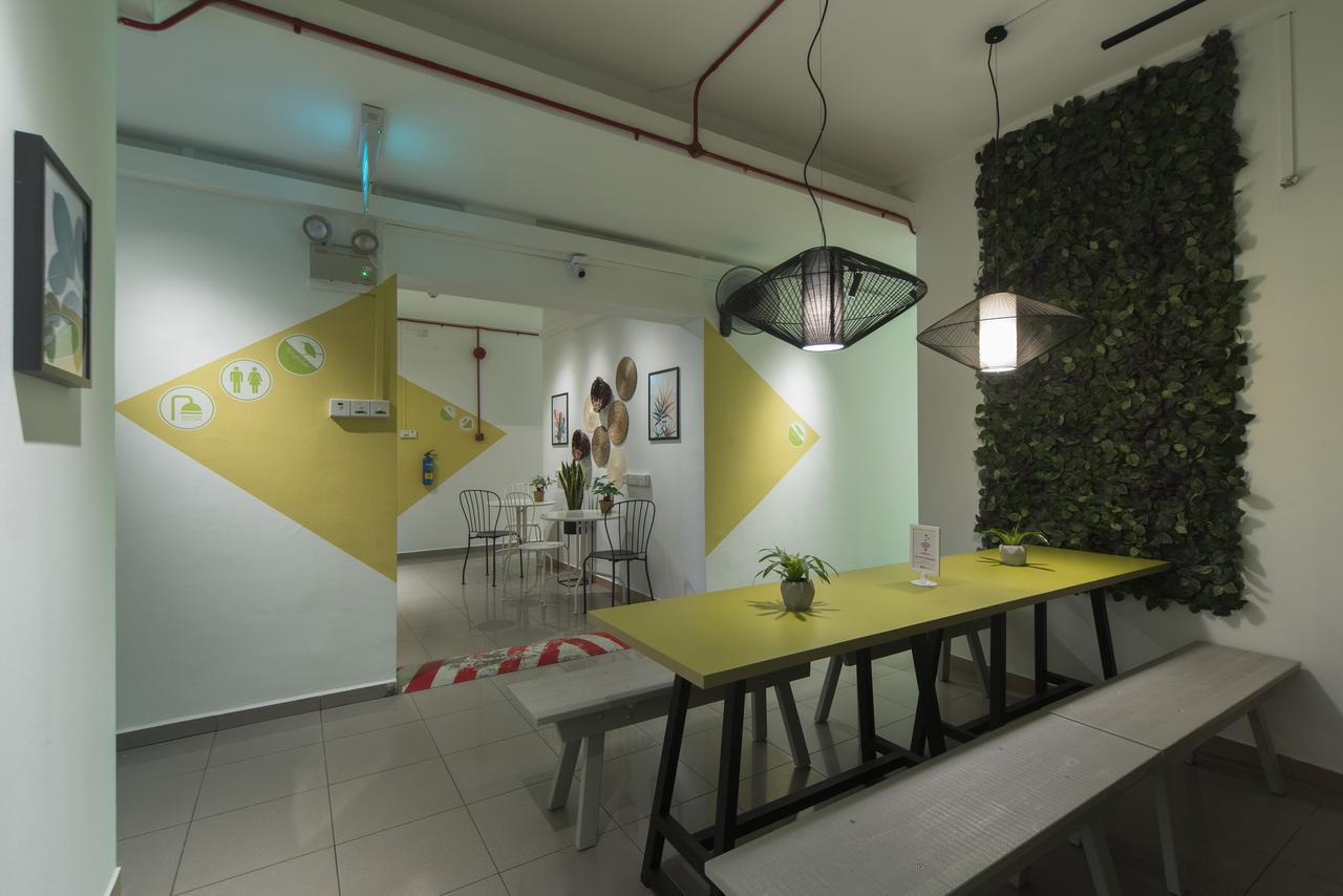 Reddoorz Hostel @ Kallang Mrt Singapore Exterior photo