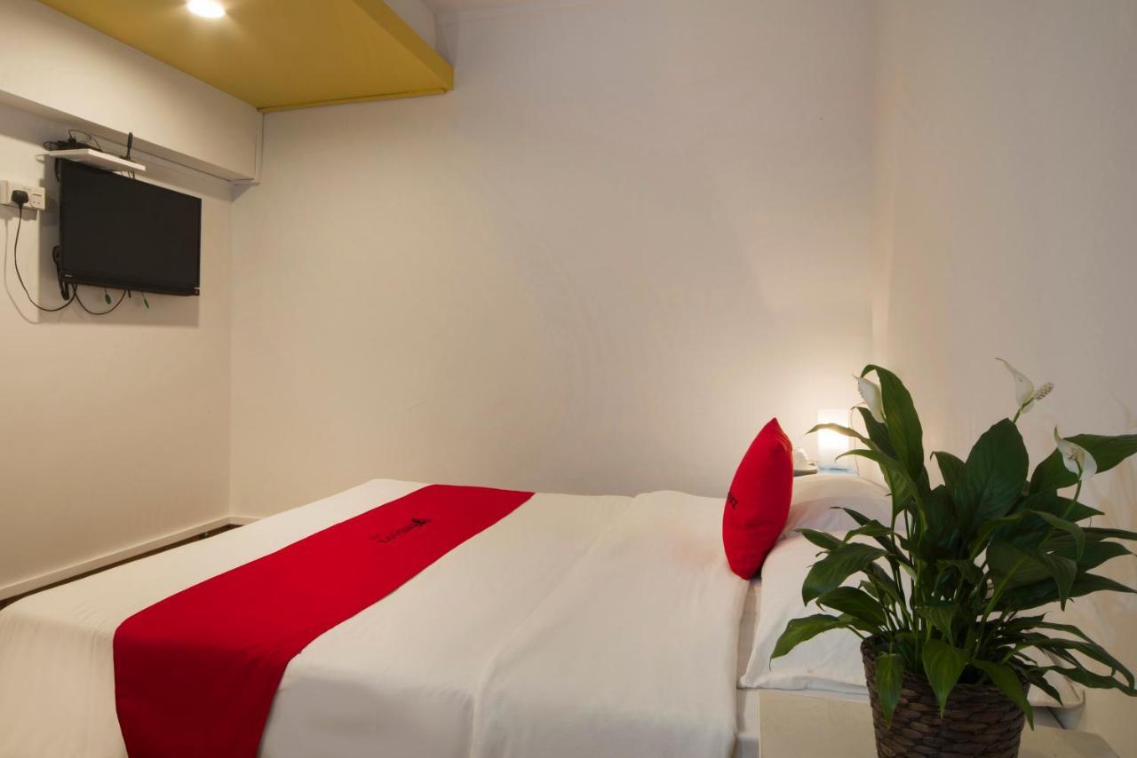 Reddoorz Hostel @ Kallang Mrt Singapore Exterior photo